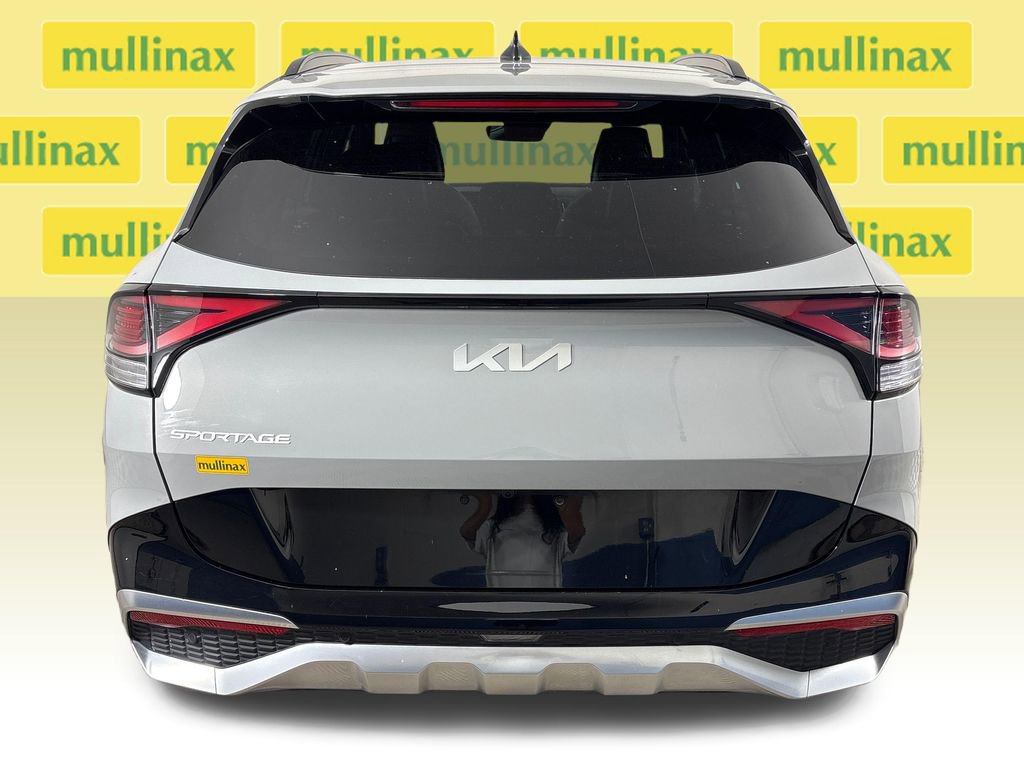 Used 2023 Kia Sportage SX image 9