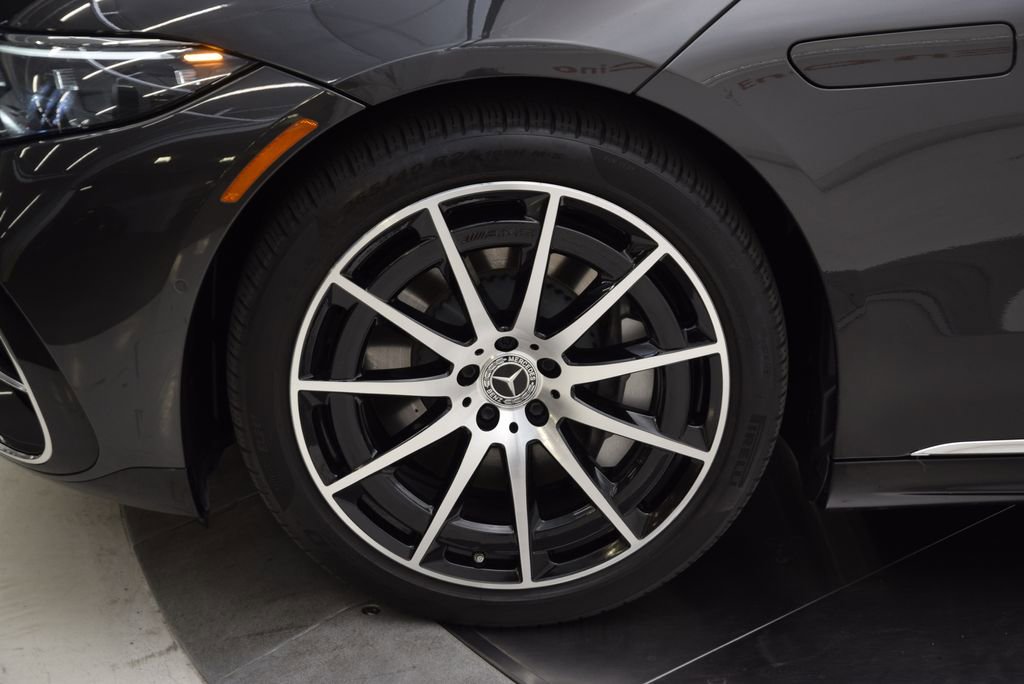 Used 2023 Mercedes-Benz EQS 580 4MATIC Sedan image 12