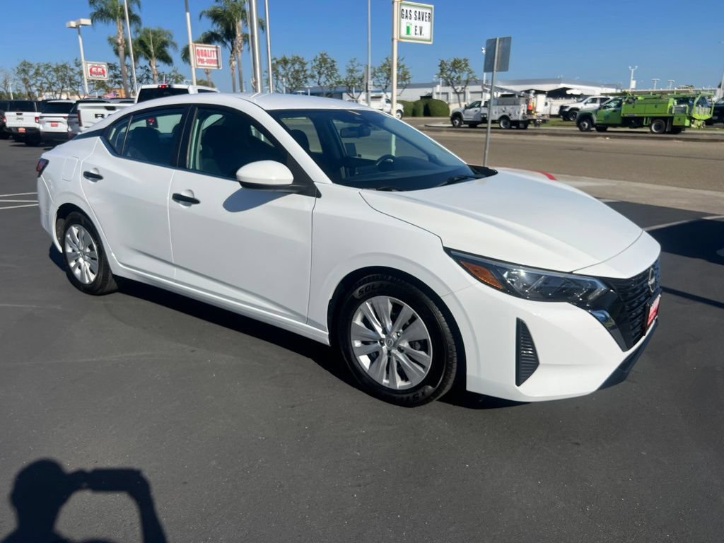 Used 2025 Nissan Sentra S FWD image 13