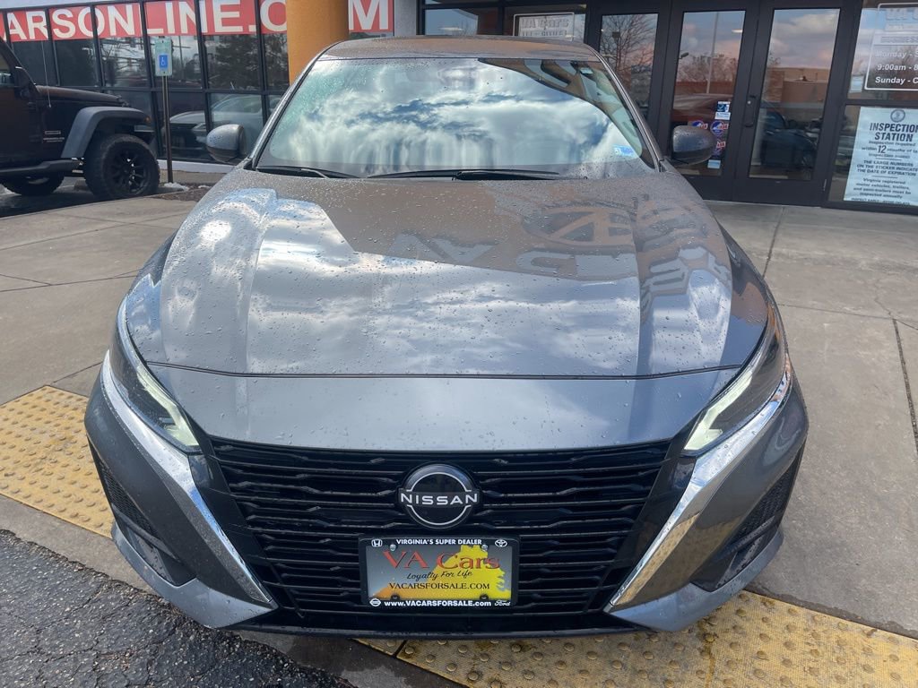 Used 2024 Nissan Altima 2.5 SV image 9