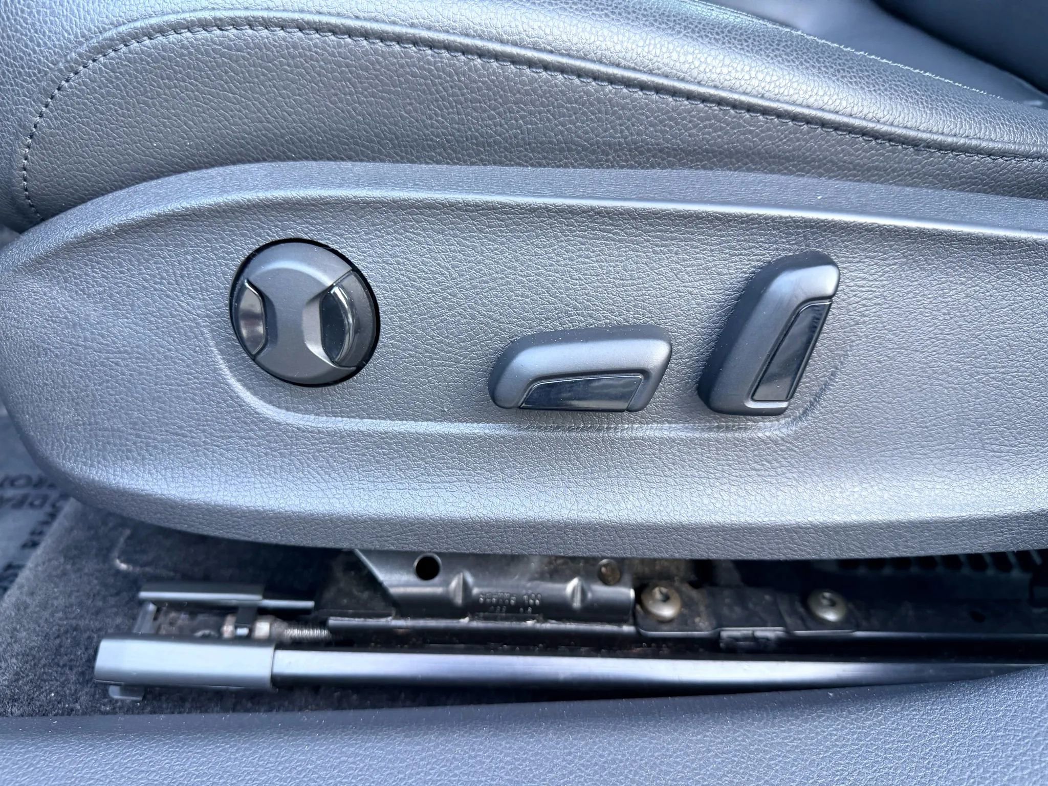 Used 2017 Volkswagen Passat 1.8T SE w/ SE Lighting Package image 20