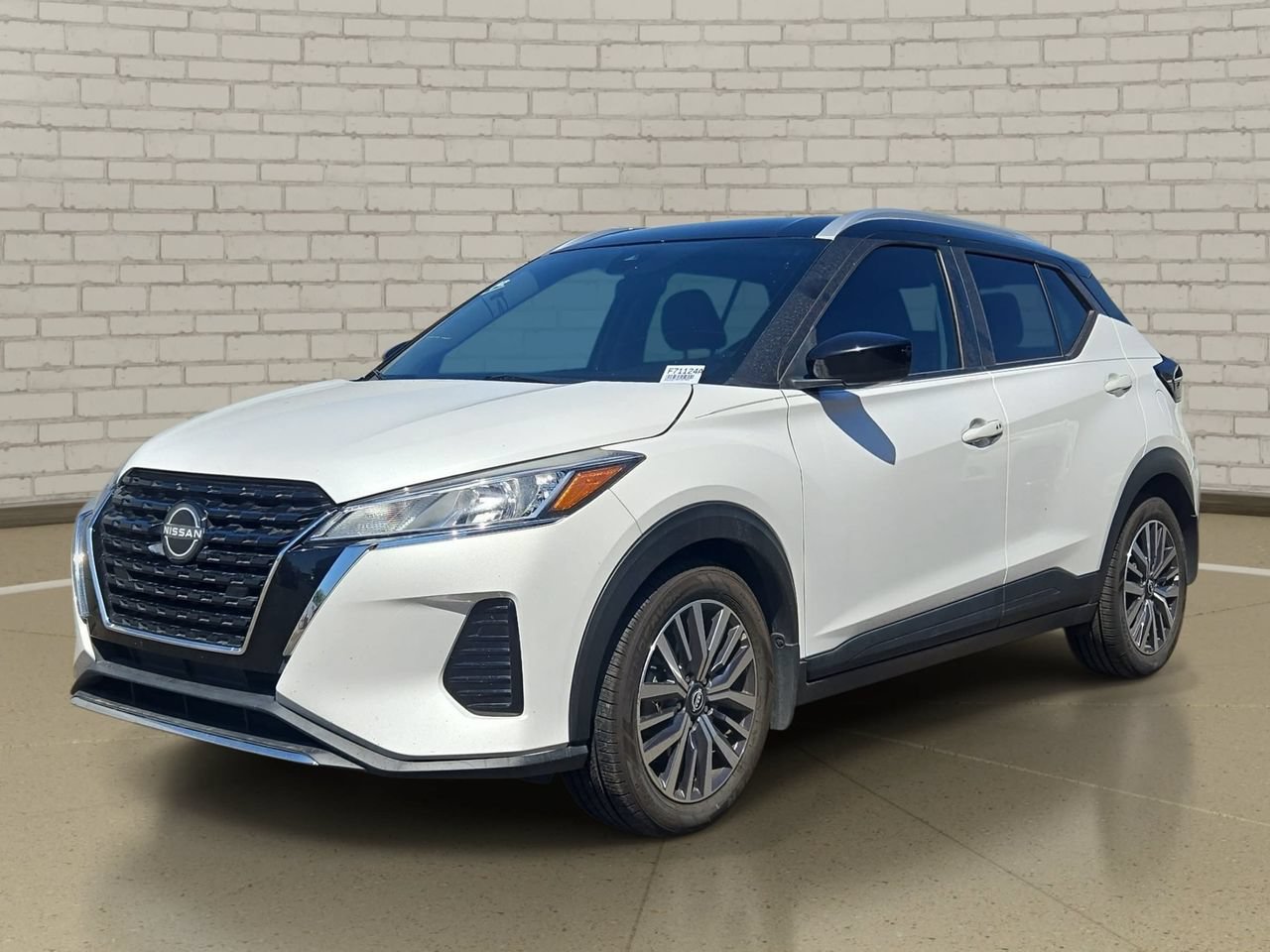 Used 2023 Nissan Kicks SV FWD video 1