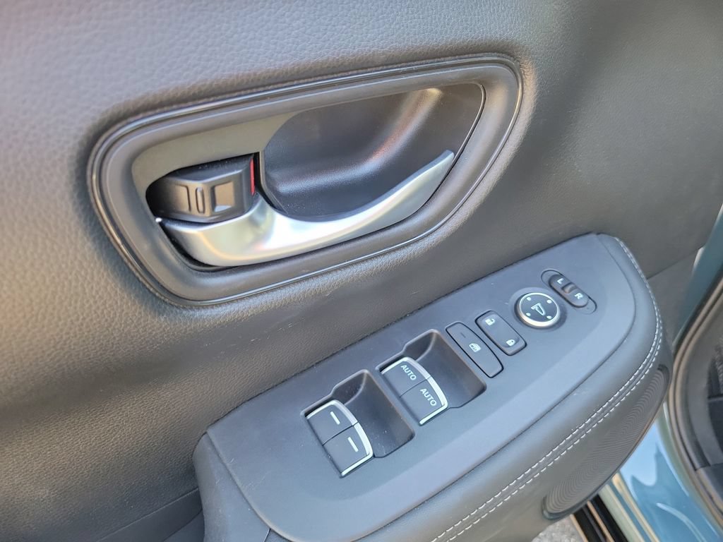 Used 2025 Honda HR-V EX-L image 23