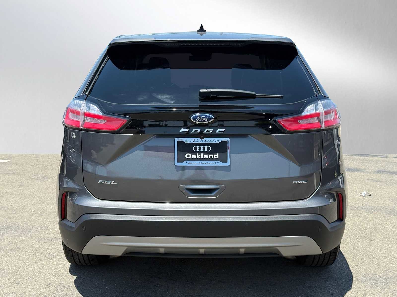 Used 2022 Ford Edge SEL image 6