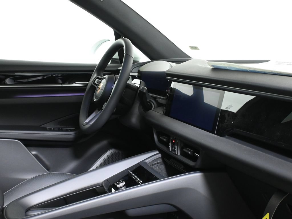 New 2026 Porsche Macan 4 Electric AWD/4WD image 36