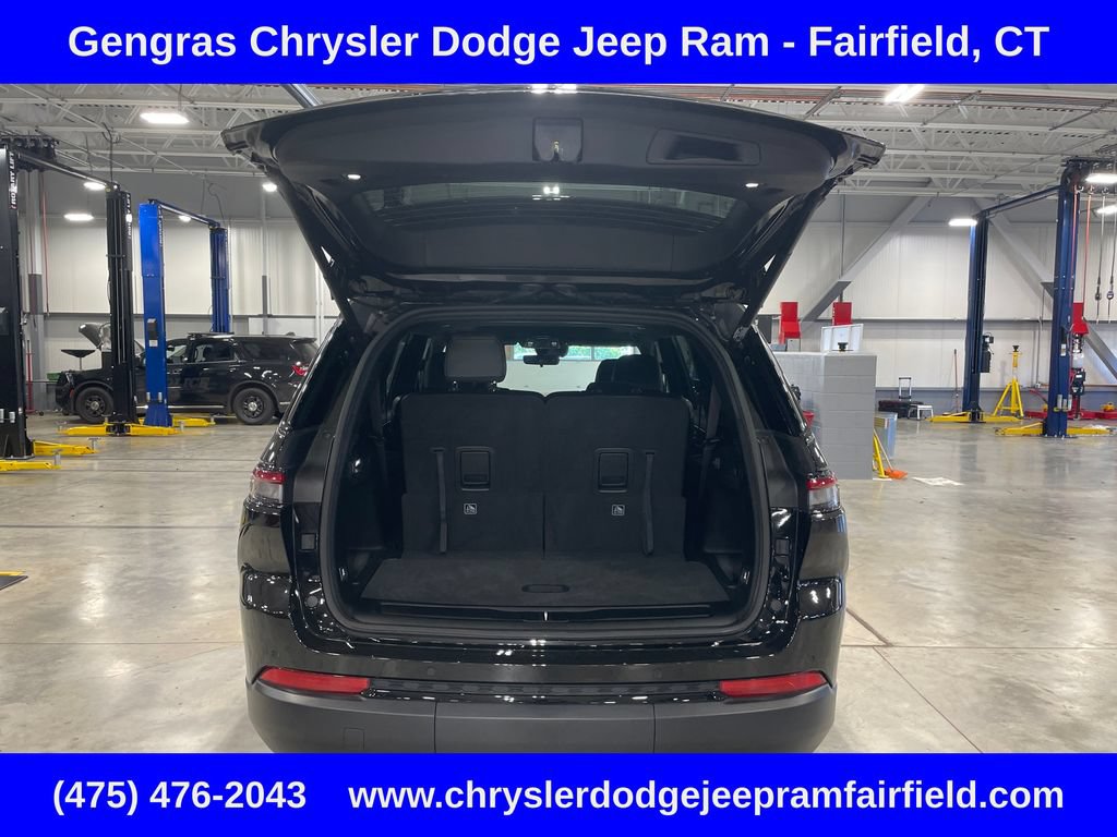 Certified 2025 Jeep Grand Cherokee L Altitude AWD/4WD image 29