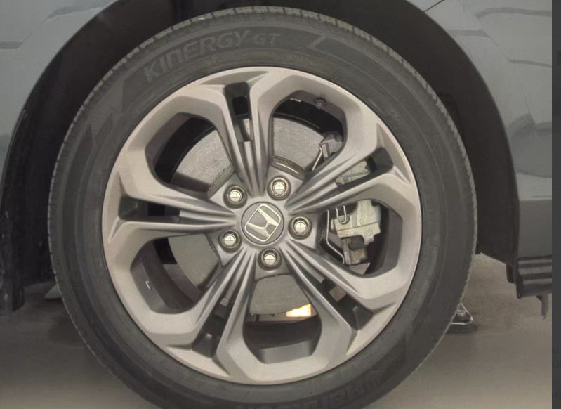 Used 2023 Honda Accord EX-L image 24