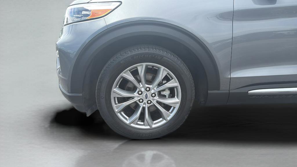 Certified 2023 Ford Explorer Limited w/ Limited Technology Package AWD/4WD image 44