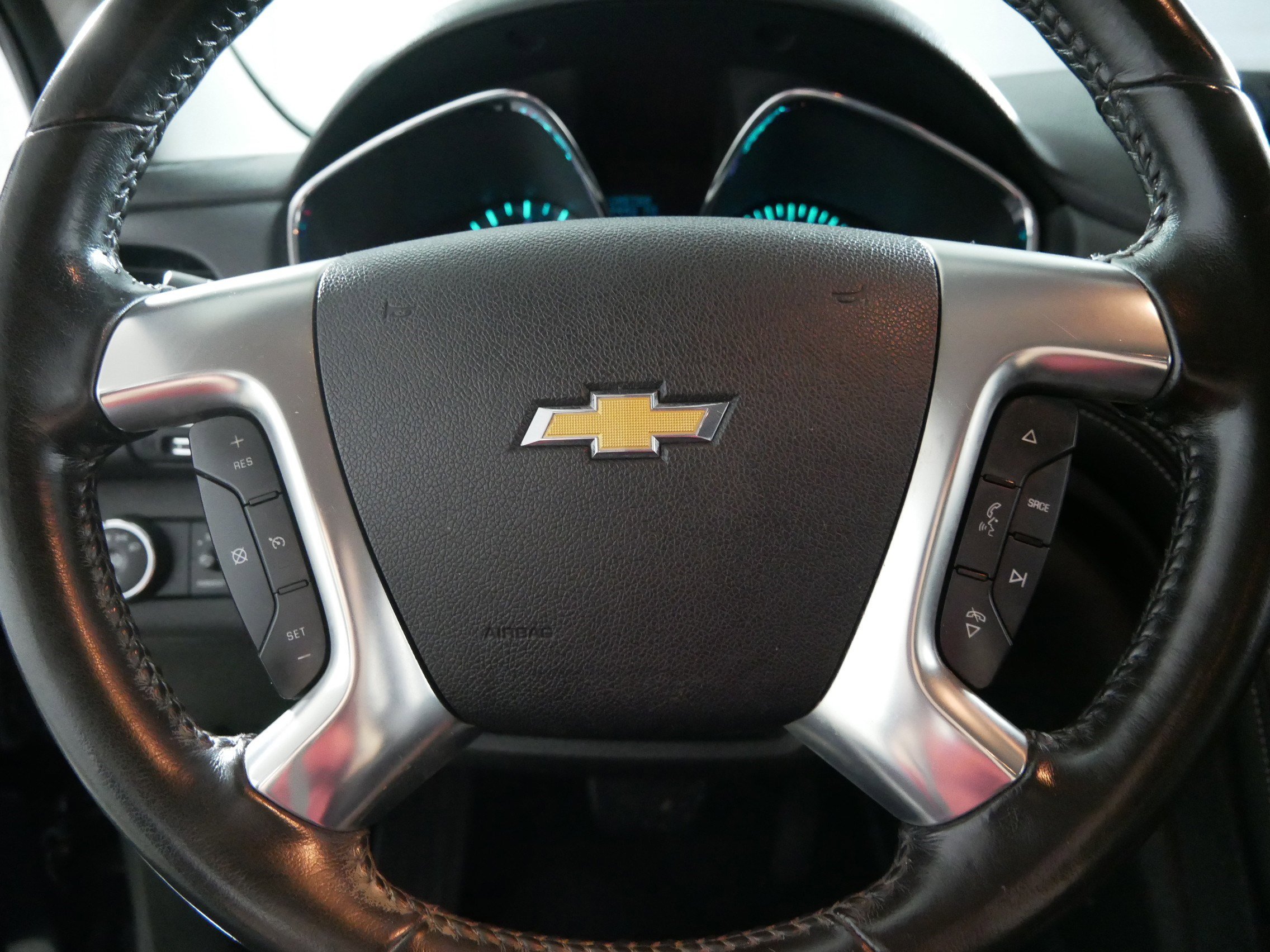 Used 2013 Chevrolet Traverse LT w/ All-Star Edition AWD/4WD image 25