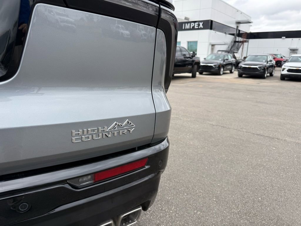 New 2026 Chevrolet Traverse High Country image 38