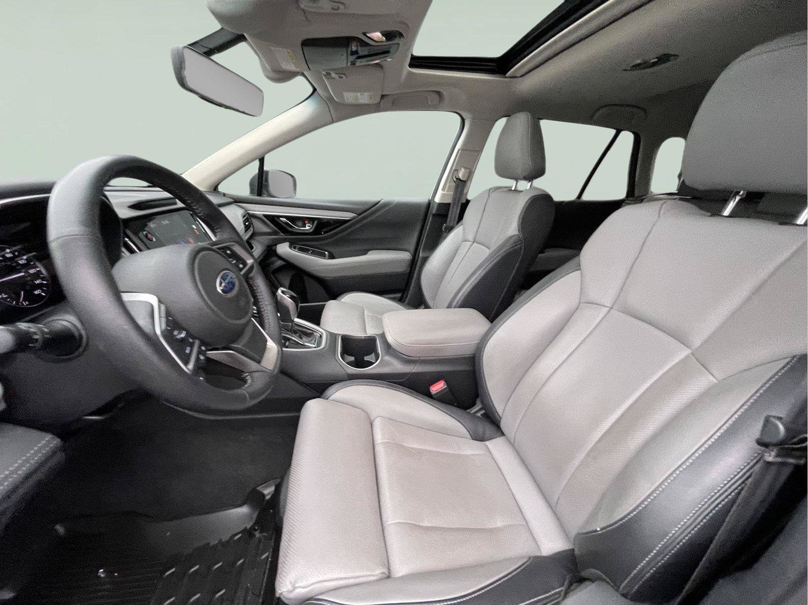 Used 2020 Subaru Outback Limited AWD/4WD image 14
