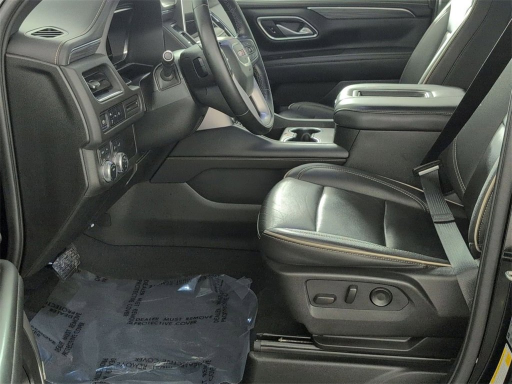 Certified 2024 GMC Yukon XL SLT image 17