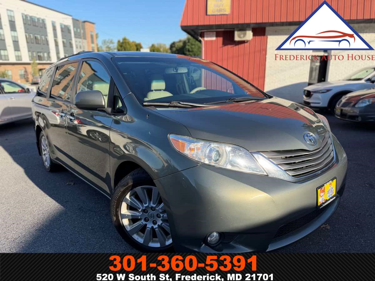 Used 2014 Toyota Sienna XLE w/ Entertainment Package