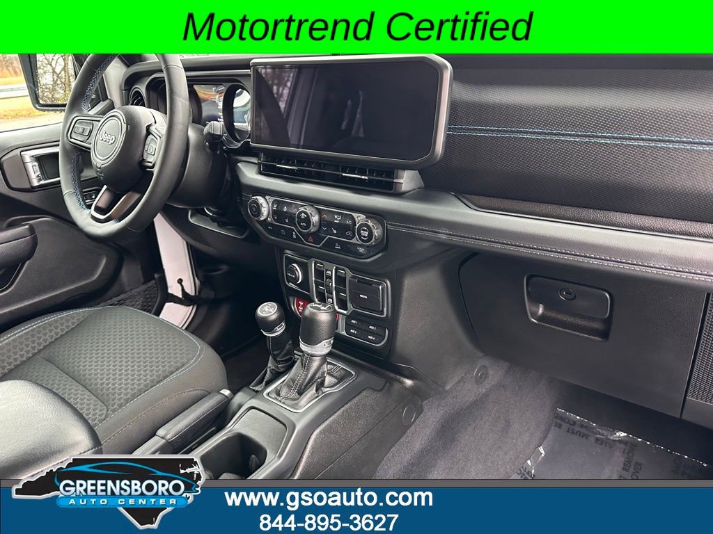 Used 2024 Jeep Wrangler Unlimited Rubicon 4xe w/ Convenience Group AWD/4WD image 16