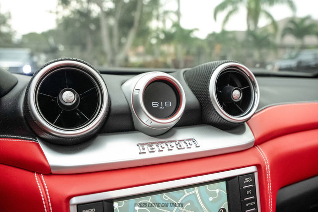 Used 2016 Ferrari California T image 53