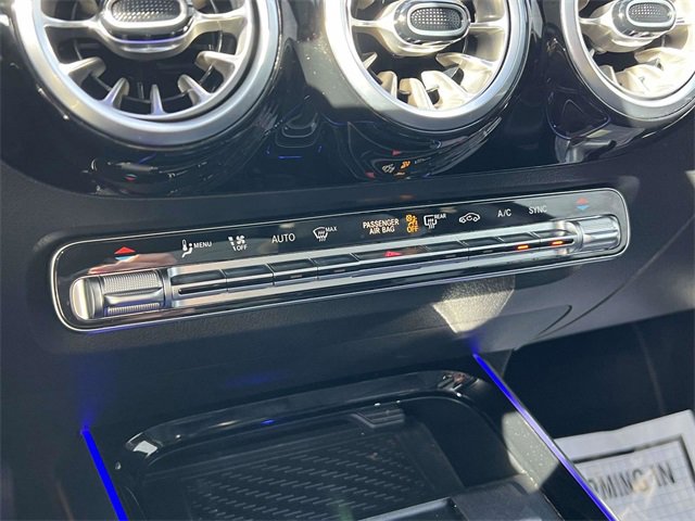 Used 2025 Mercedes-Benz GLA 250 4MATIC image 29