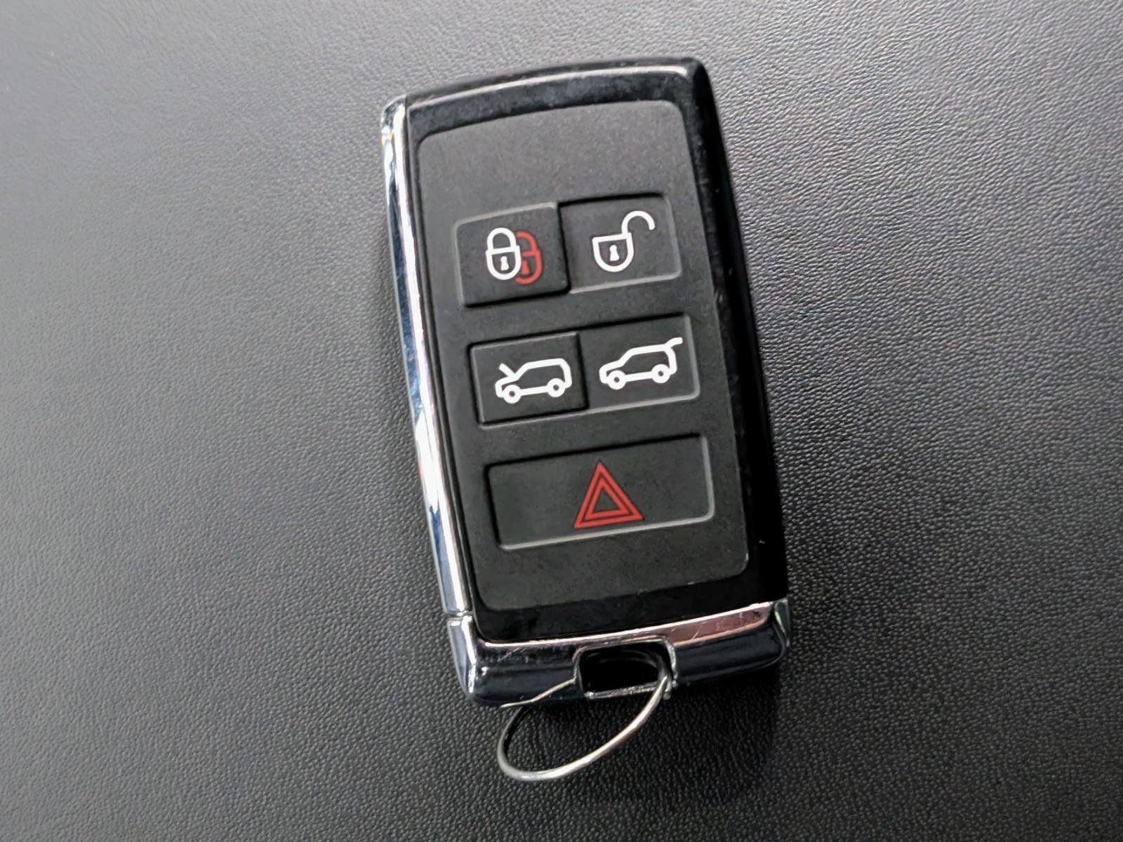 Used 2024 Jaguar I-PACE R-Dynamic HSE image 42