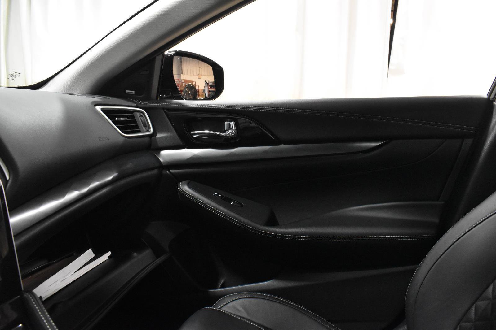 Used 2022 Nissan Maxima Platinum image 21