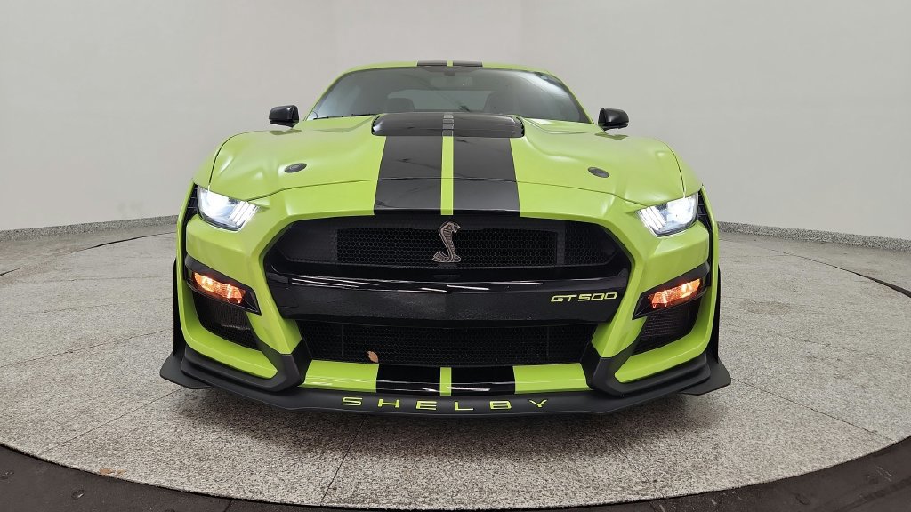 Used 2020 Ford Mustang Shelby GT500 w/ Carbon Fiber Track Pack RWD image 10