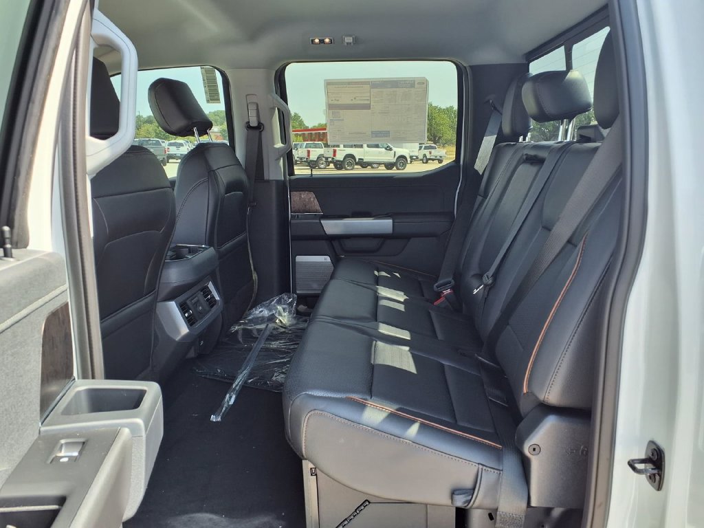 New 2026 Ford F350 Lariat w/ Black Appearance Package AWD/4WD image 22