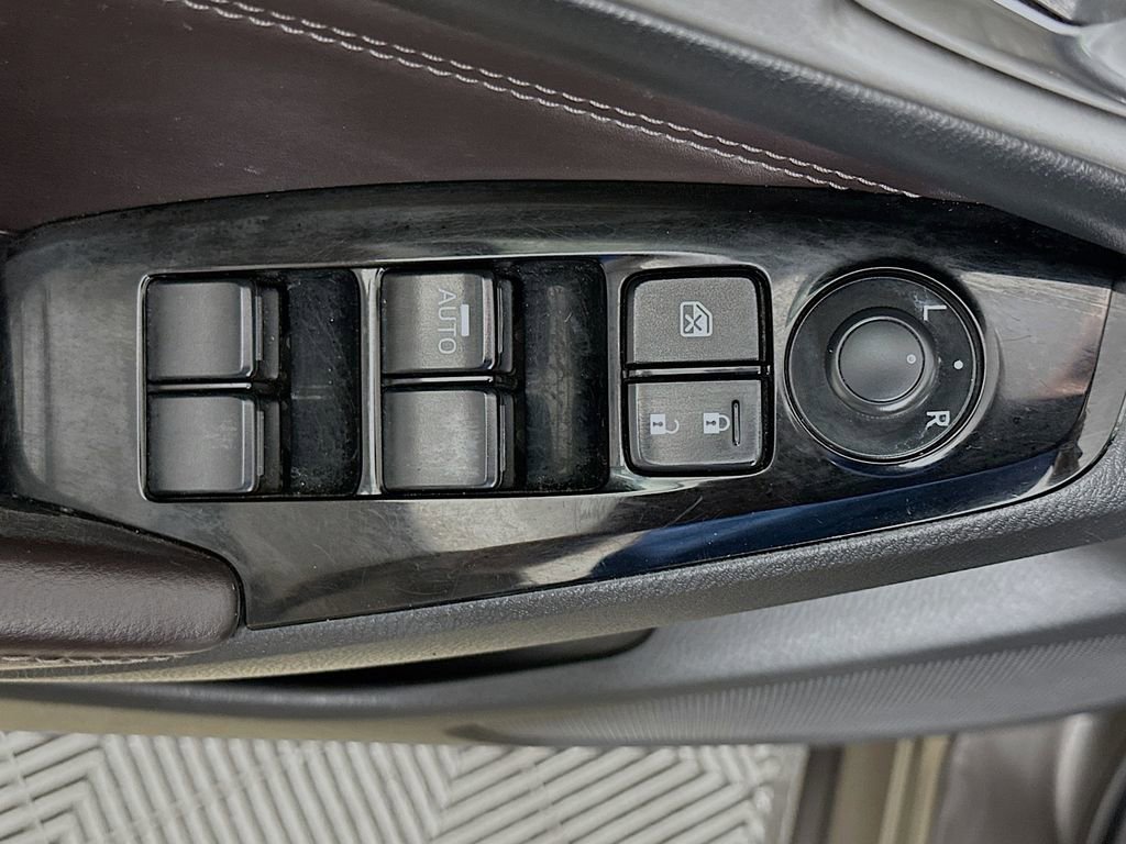 Used 2017 MAZDA MAZDA3 Touring FWD image 22
