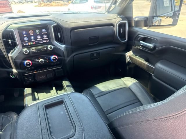 Used 2021 GMC Sierra 3500 Denali w/ Denali Ultimate Package AWD/4WD image 17