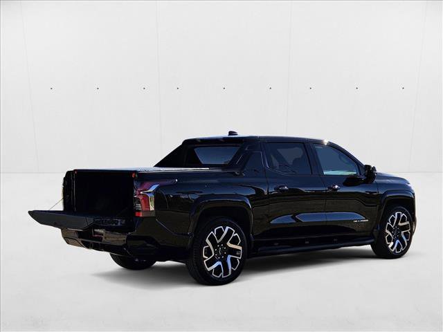 New 2024 Chevrolet Silverado EV RST video 2