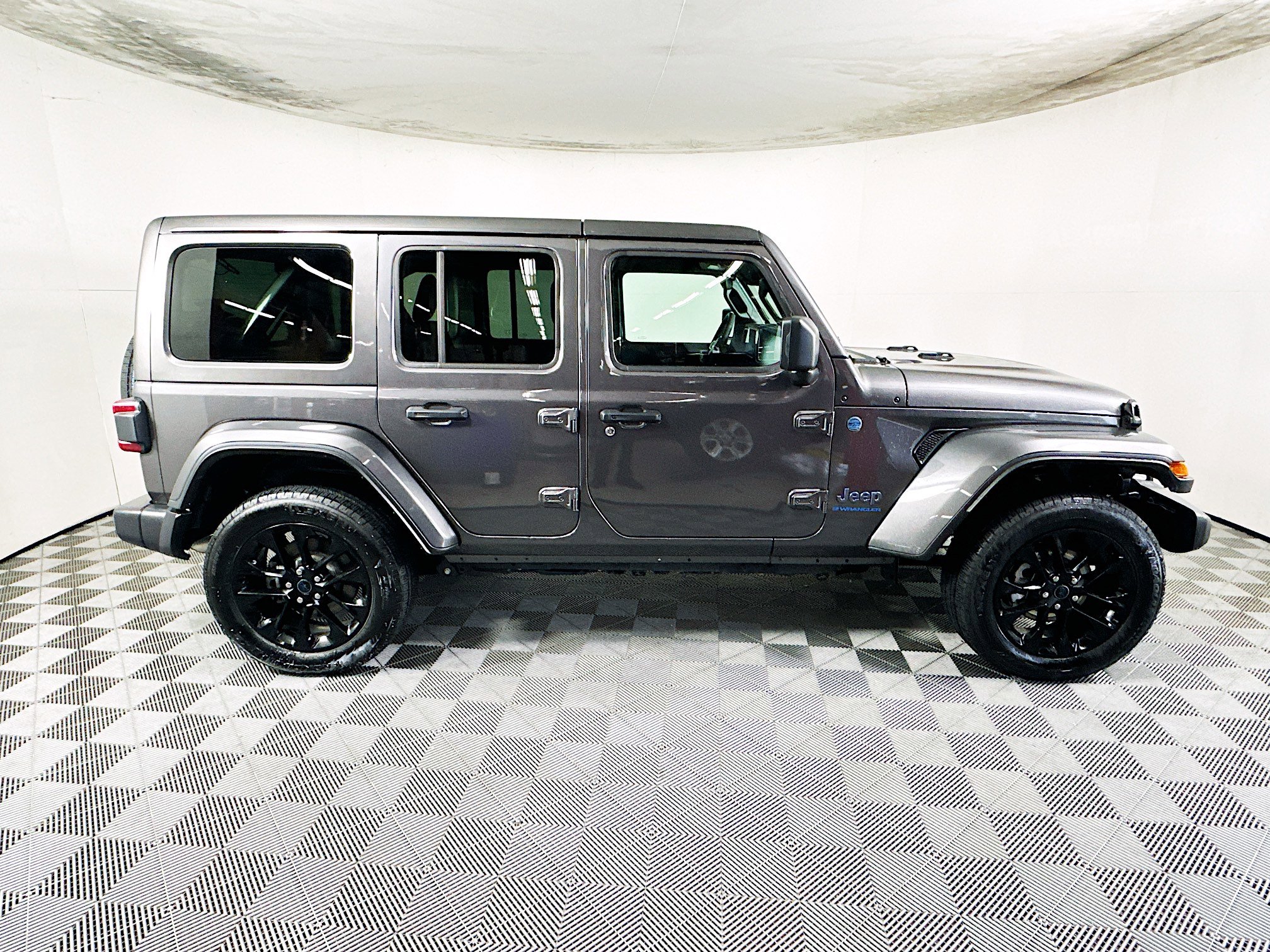 Used 2025 Jeep Wrangler Sahara w/ Safety Group image 2