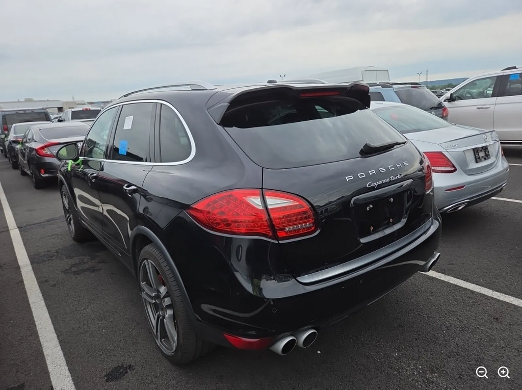 Used 2012 Porsche Cayenne Turbo AWD/4WD image 3