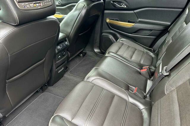 Used 2017 GMC Acadia Denali w/ Technology Package AWD/4WD image 12