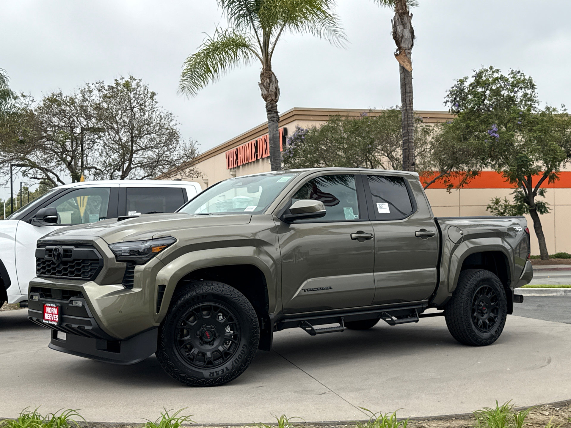 New 2026 Toyota Tacoma TRD Sport RWD image 2