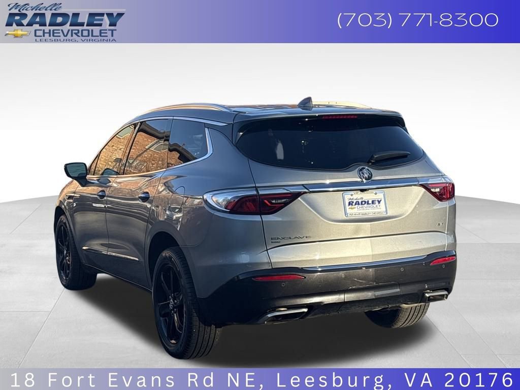 Used 2023 Buick Enclave Essence w/ Experience Buick Package image 3
