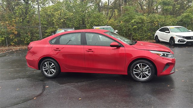 Used 2024 Kia Forte LXS image 29