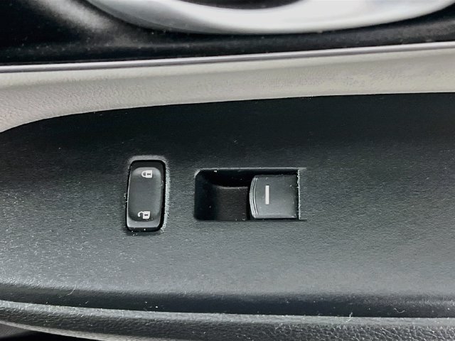 Used 2017 Honda CR-V EX-L image 32