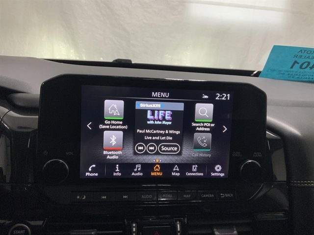 Used 2023 Nissan Pathfinder Platinum image 29