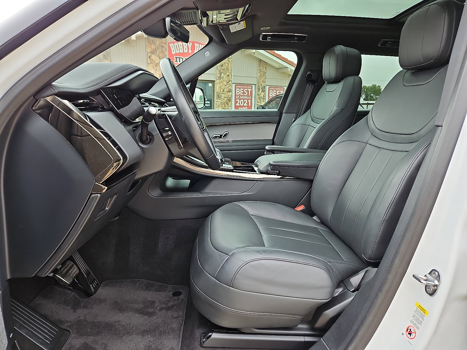 Used 2024 Land Rover Range Rover Sport Dynamic SE image 8