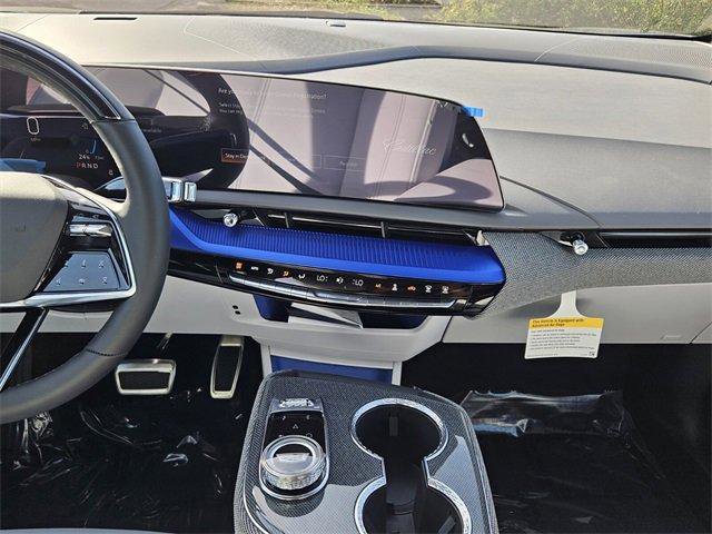 New 2026 Cadillac Optiq Luxury 1 image 17