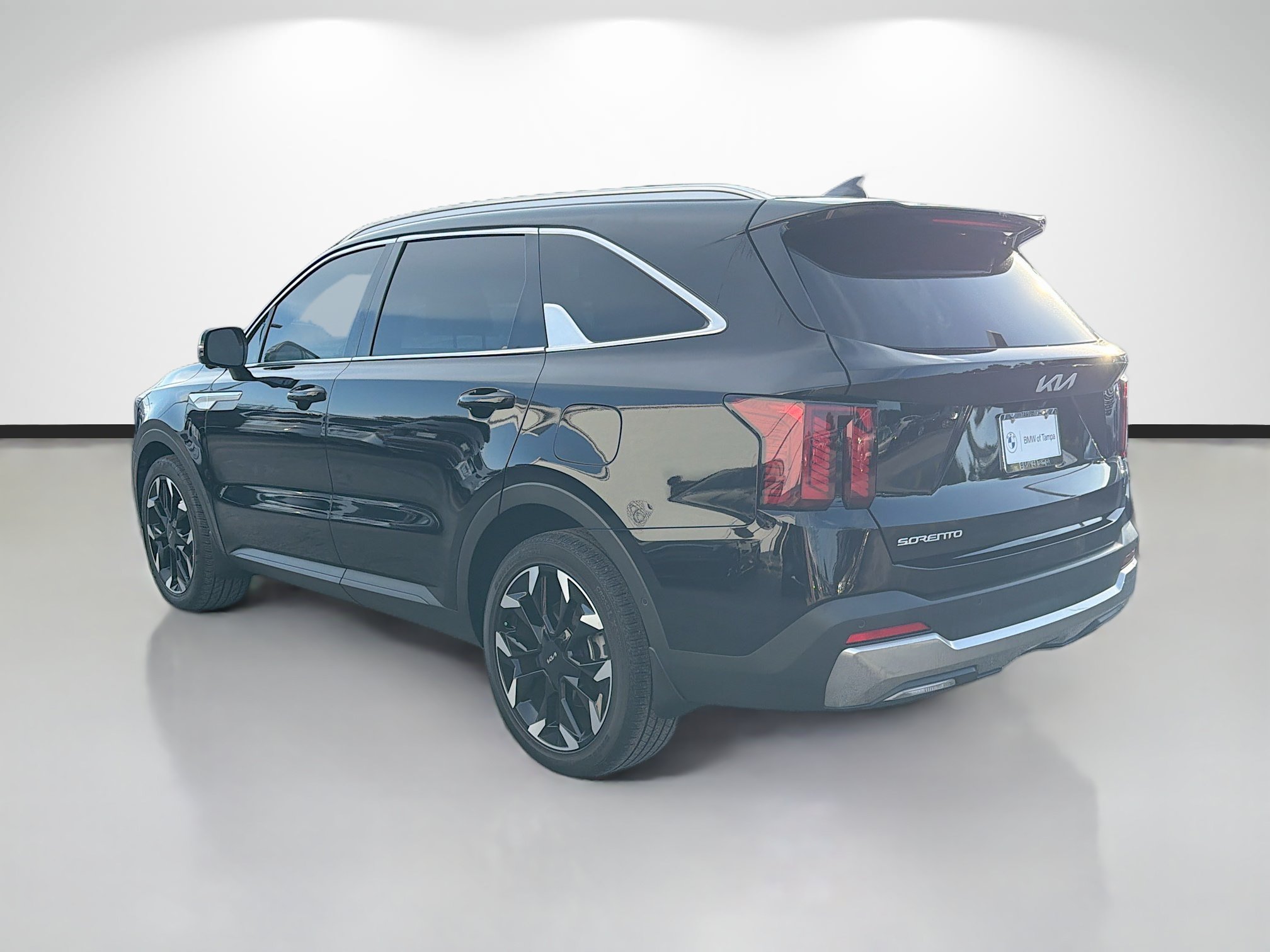Used 2024 Kia Sorento SX FWD image 5