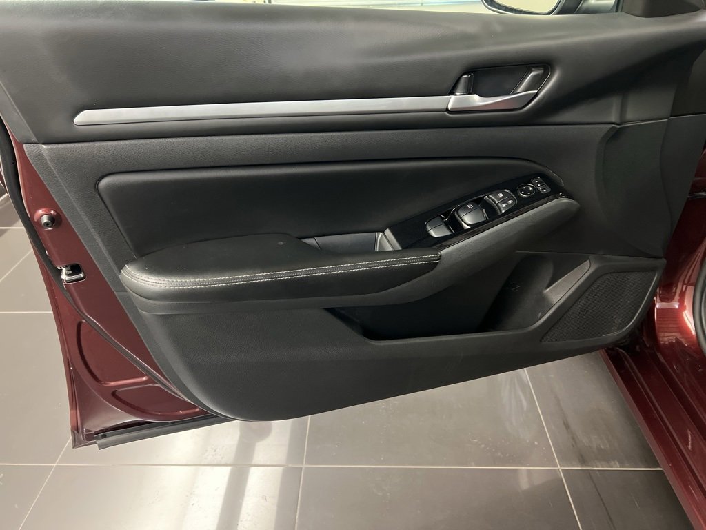 Used 2023 Nissan Altima 2.5 SV image 27