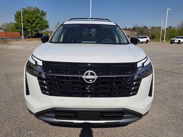 New 2026 Nissan Pathfinder Platinum w/ Cargo Package image 2