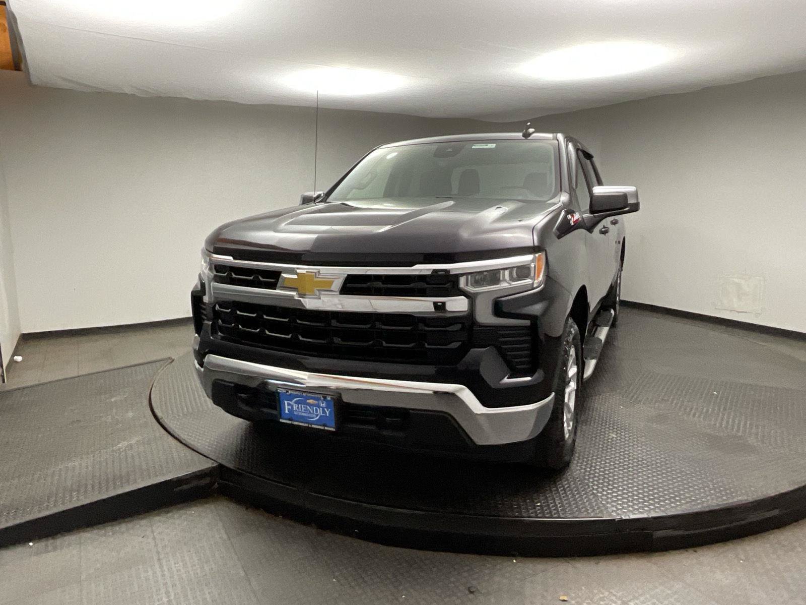 Certified 2023 Chevrolet Silverado 1500 LT w/ Z71 Off-Road Package AWD/4WD image 3