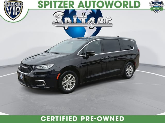 Used 2025 Chrysler Pacifica Select FWD image 5