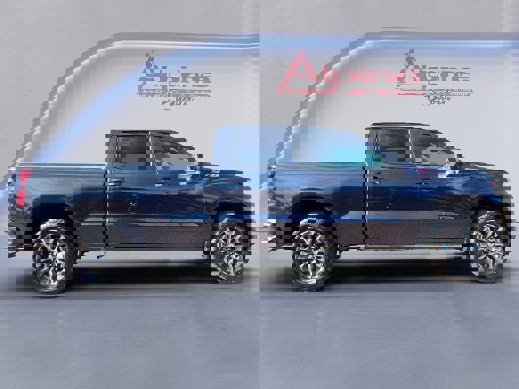 Used 2022 Chevrolet Silverado 1500 RST image 6