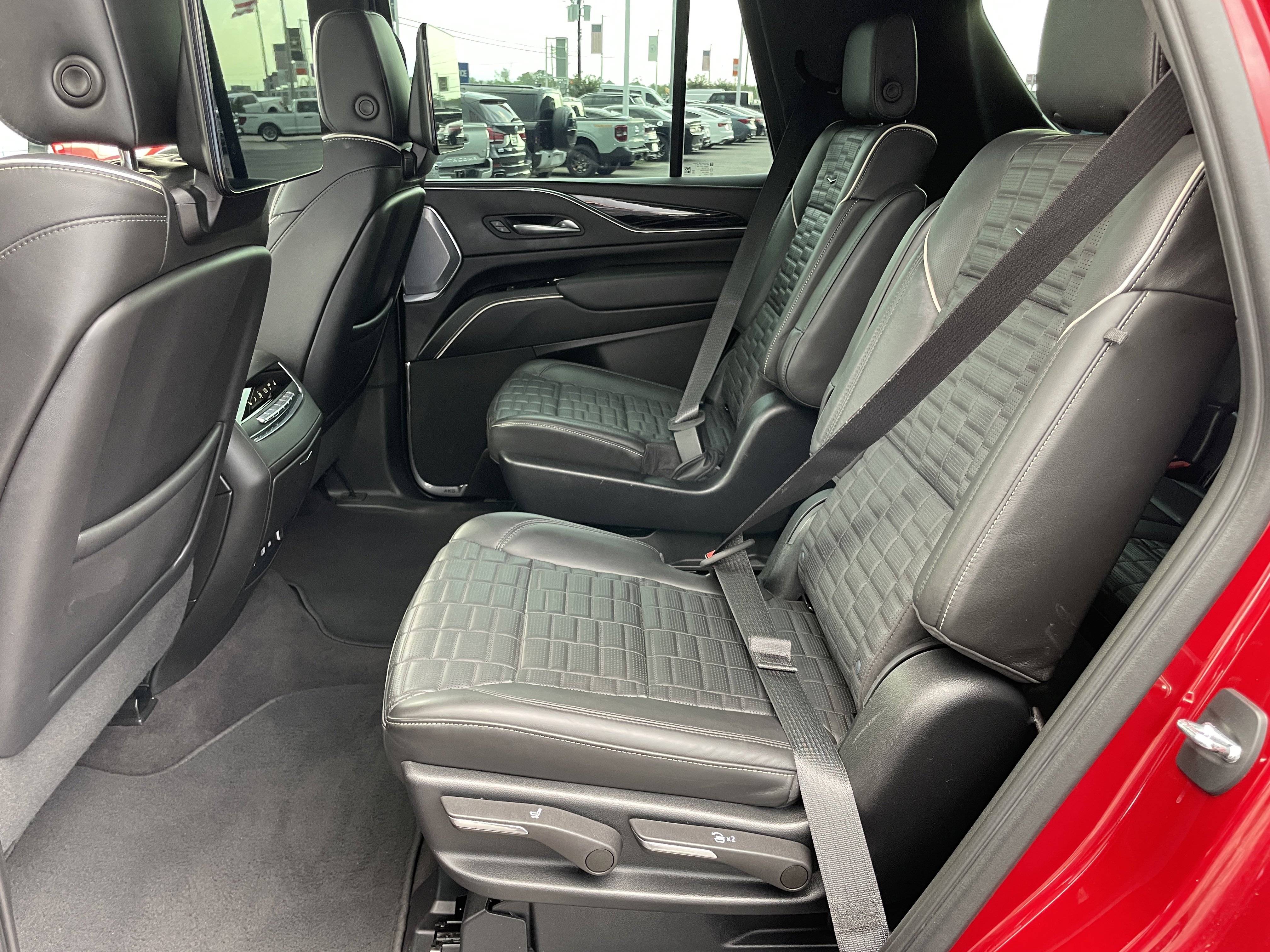 Used 2023 Cadillac Escalade V image 38