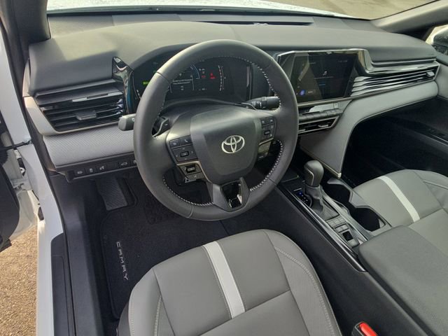 Used 2026 Toyota Camry SE w/ Convenience Package image 16