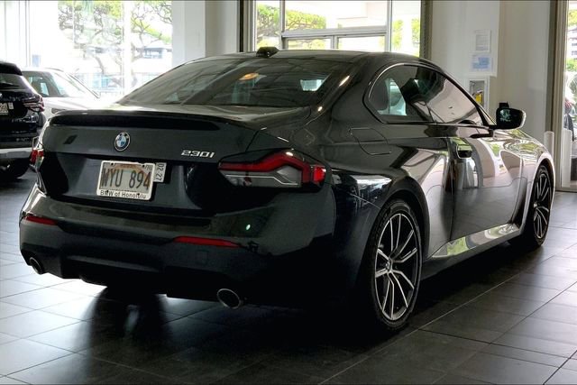 Used 2024 BMW 230i Coupe w/ Convenience Package RWD image 6