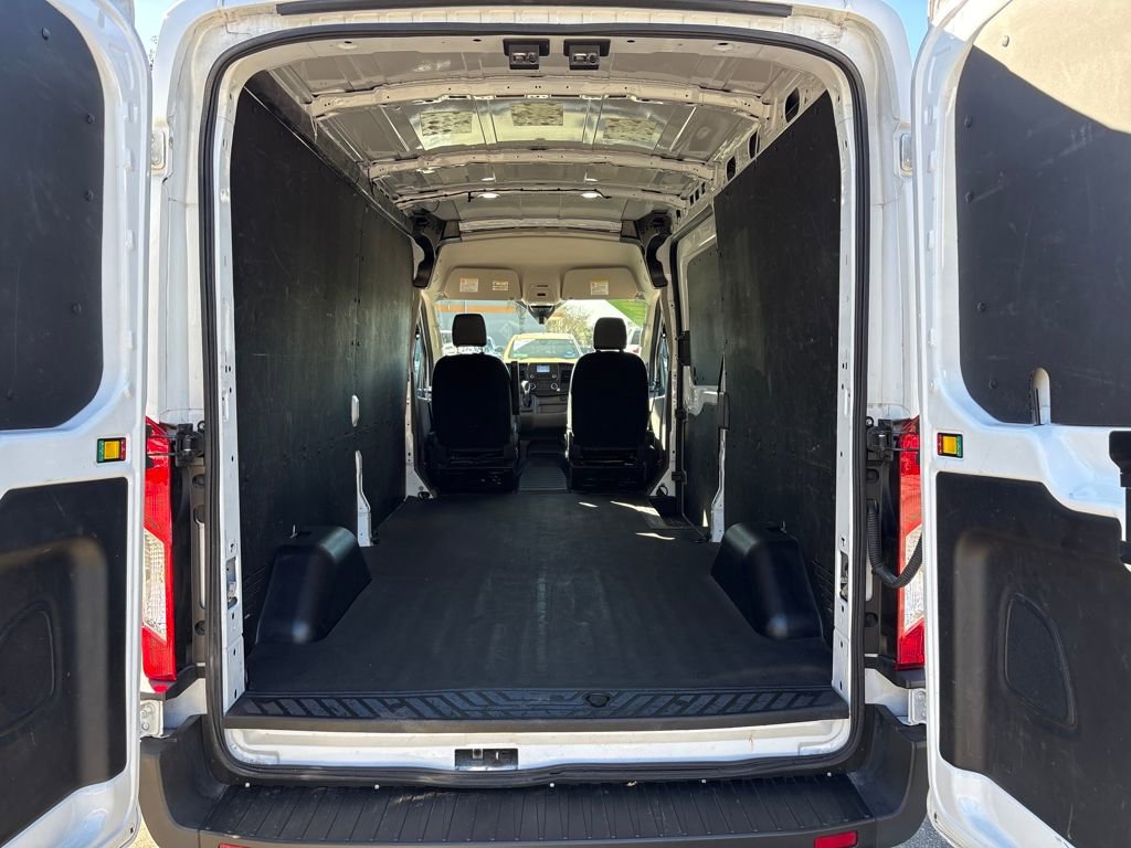 Used 2023 Ford Transit 250 Medium Roof AWD w/ Load Area Protection Package image 28