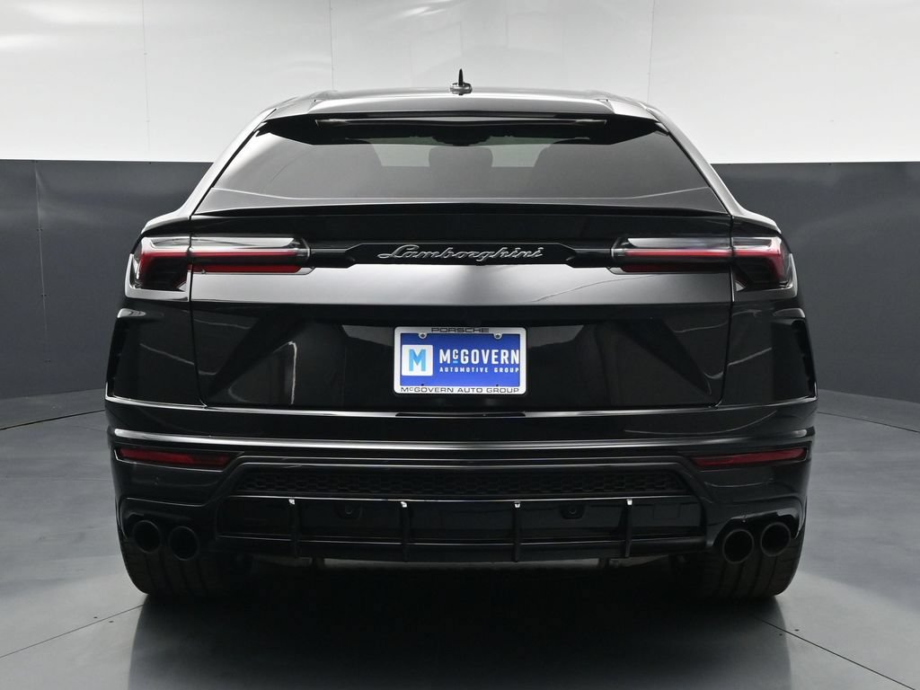 Used 2022 Lamborghini Urus AWD/4WD image 9