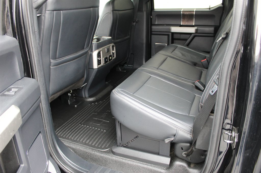 Used 2022 Ford F450 Lariat w/ Lariat Value Package image 7