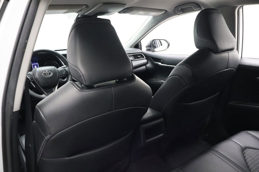 Used 2024 Toyota Camry SE w/ Convenience Package image 20